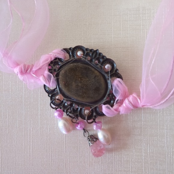 Vintage Pink Ribbon Choker Necklace and Earrings Costume Jewelry Set - Picture 5 of 5